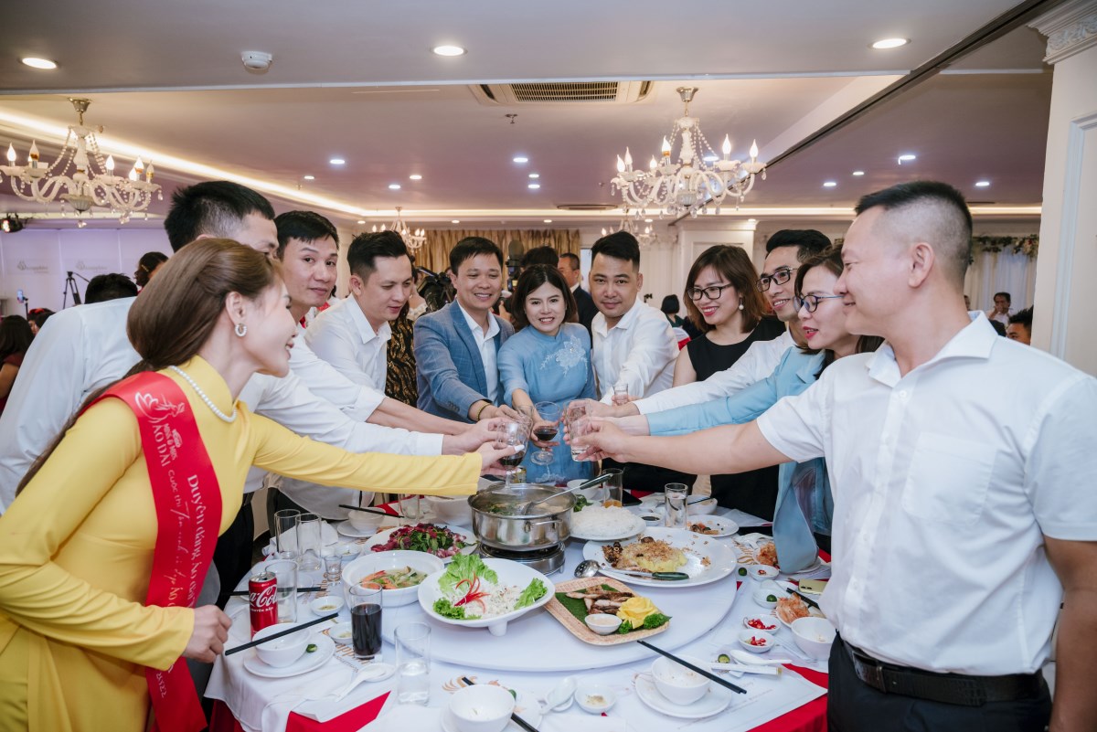 Đêm Hội Doanh Nhân